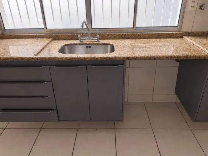 Casa com 3 dormitórios para alugar, 170 m² - São José dos Campos/SP