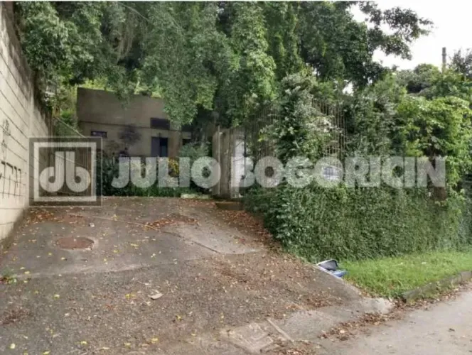 Vargem pequena Excelente localização galpão comercial 220m2