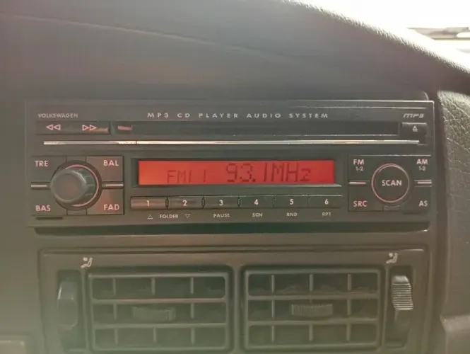 Cd player volksline com MP3 Clarion
