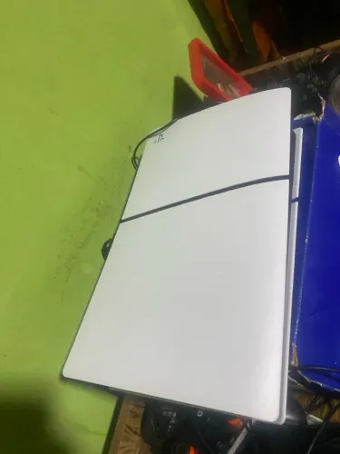 Vendo PS5 SLIM 875GB + GRAN TURISMO 7, 1 CONTROLE, 2 MESES DE USO!!