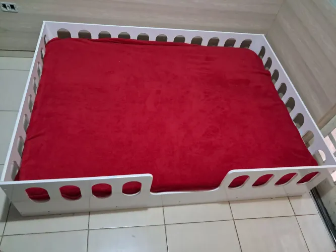 Cama montessoriana tamanho casal infantil 