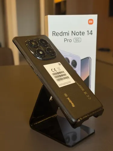 Redmi note 14 pro 5g preto semi novo com menos de um mês de uso!