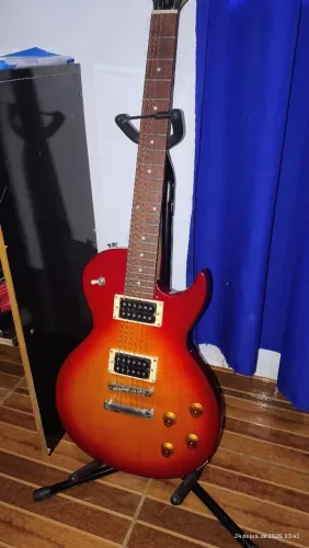 Guitarra Les paul cort CR 100 Semi nova (Valor para retirada)