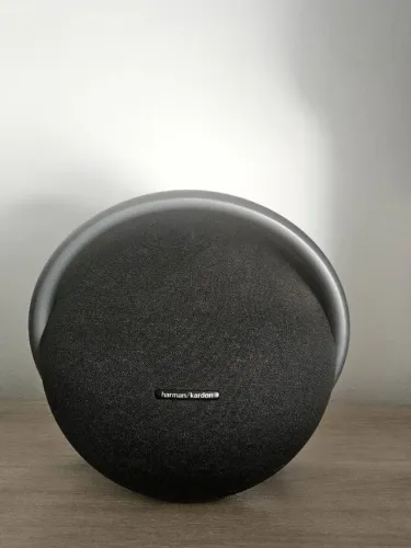 Harman kardon onyx studio 7