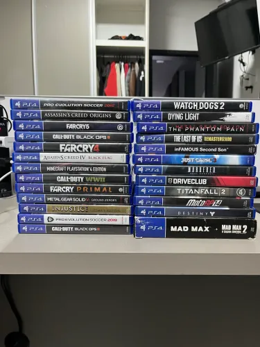 Lote de jogos 26 jogos PS4/PS5