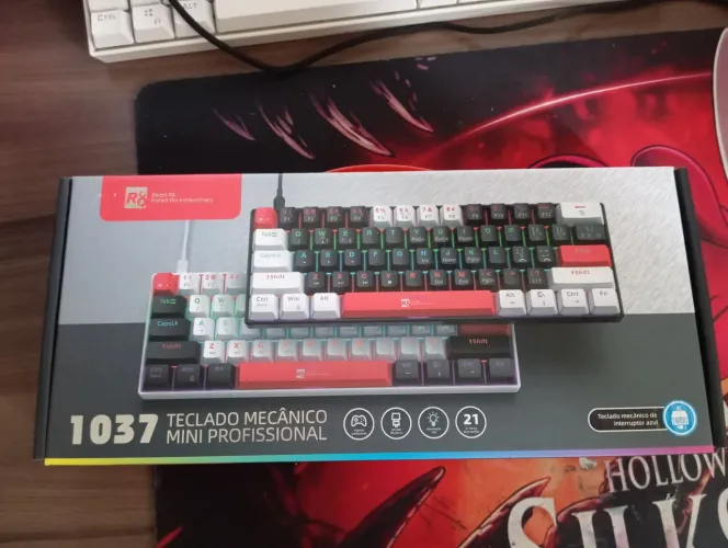 Teclado mecânico R8 1037