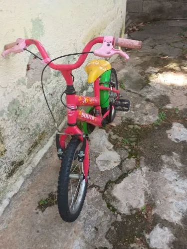 Bicicleta aro 16 semi nova