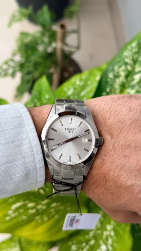 Tissot Gentleman Quartz 40mm - Ref. T127.410.11.031.00 NOVO/FULL SET