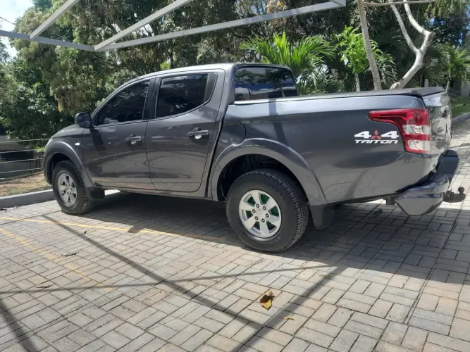 Mitsubishi L200 Triton Sport GLS 2.4 CD Diesel Aut. 2020