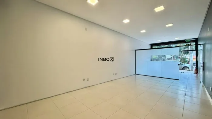 INBOX CIA IMOBILIÁRIA ALUGA - Sala comercial NO SÃO FRANCISCO.