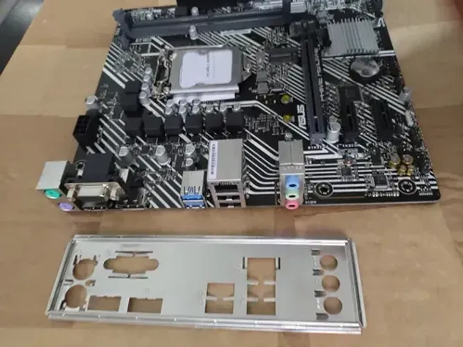 Placa-Mãe ASUS H510M Testada semi nova