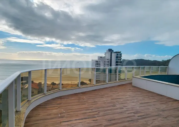 Apartamento no Edificio Atmos Beach em itajaí.