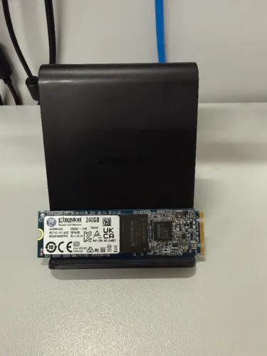 SSD Kingston A400 no formato M.2 2280 SATA III, Perfeito estado
