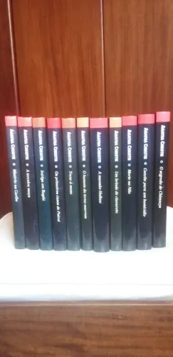 Livros Coleção Agatha Christie - Altaya 11 Títulos + Brinde