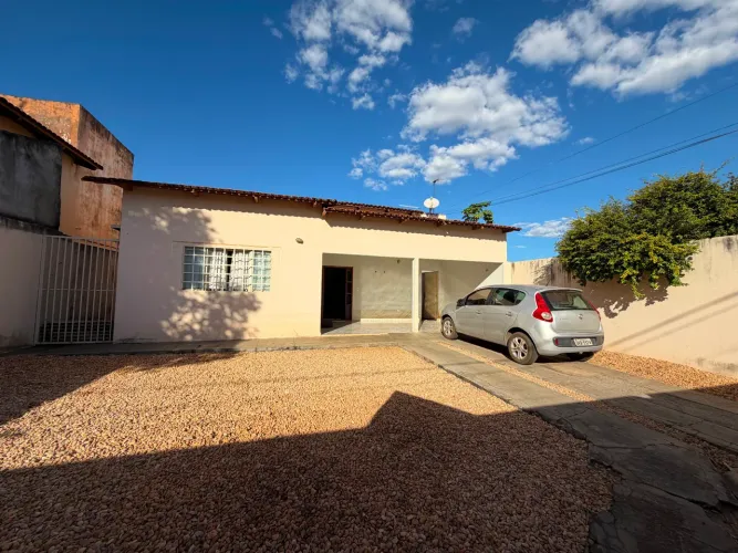 Vendo casa na 904 sul