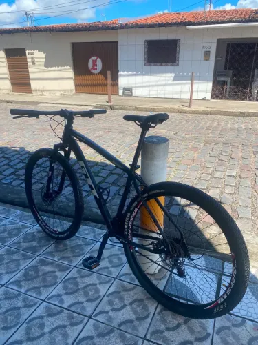Bicicleta aro 29 Montada