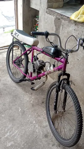 Motorizada 80 cc, só pegar e andar