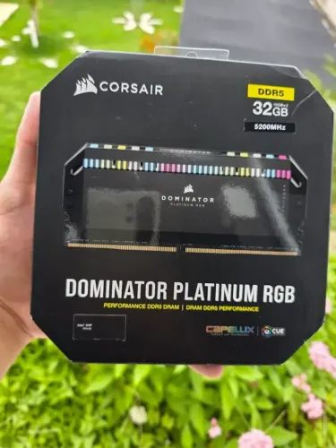 (LACRADA) Memória Ram 32GB (2x16GB) Corsair Dominator Platinum RGB , DDR5, 5200Mhz, C40