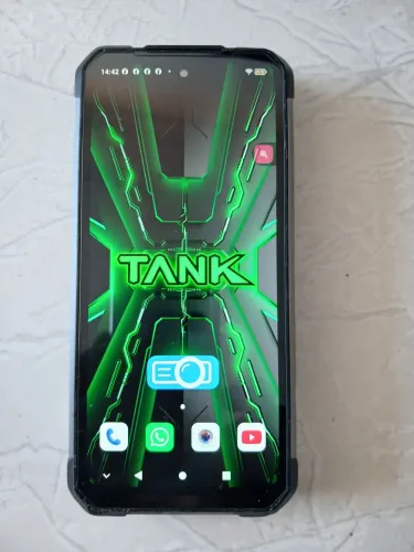 Celular com projetor