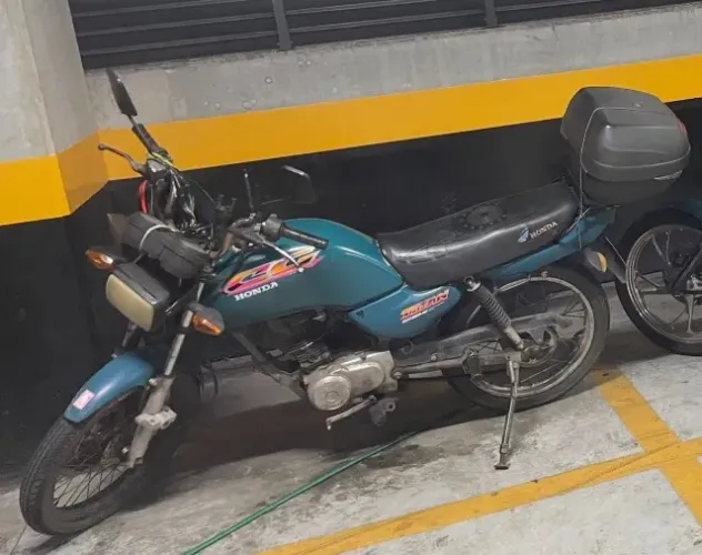 Titan 125 cc ano 1997 R$ 5.400