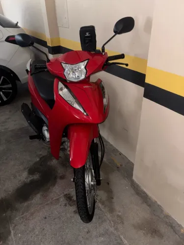 Honda Biz 125 ES 2026 Vermelha - Apenas 5.373 km