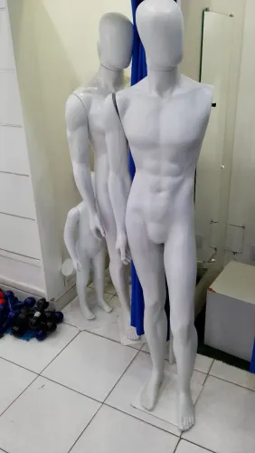 Vendo maniquis semi novos 