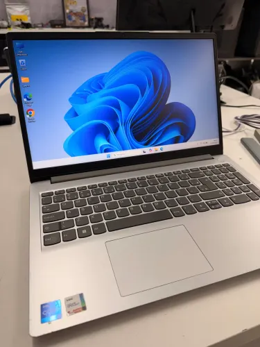 Lenovo Ideapad 1 Core i7 12ª