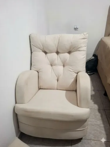 POLTRONA DE AMAMENTAÇÃO de balanço