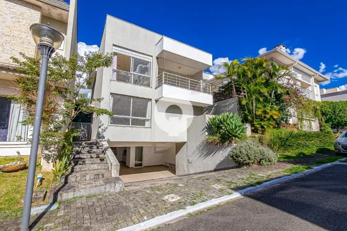 CASA EM CONDOMÍNIO 3 SUÍTES- CAMPO COMPRIDO