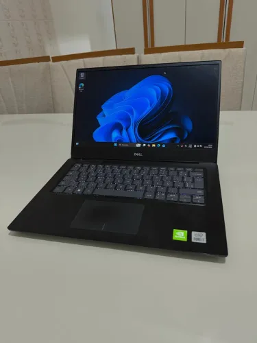 Notebook Dell Vostro 5490 Core i7, 16GB RAM, SSD 256GB, Placa de Vídeo 2GB