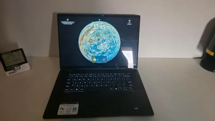 Vendo Notebook premium HP OmniBook X Flip 16 Super barato!