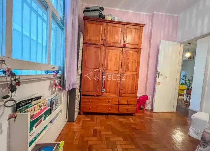 Apartamento : / Residencial / Glória