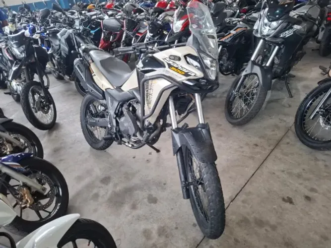 Honda Sahara 300 ABS Flex 2025