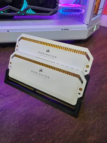 Memória Corsair Dominator Platinum RGB 16GB (2x8GB), 3200MHz, DDR4, C16, Branca - CMT16GX4