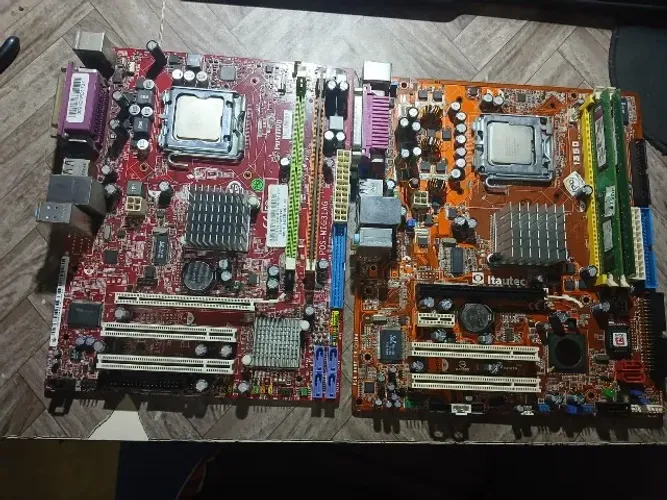 Dupla Placa-Mãe LGA775 + Processadores Intel ? POS-MIG31AG e Itautec ST1350