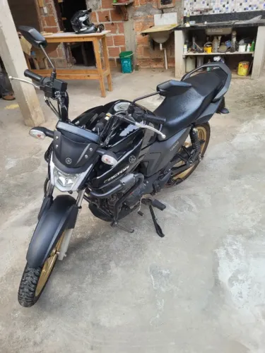 Yamaha Factor DX 2024/2025 - Preta - Praticamente Zerada!