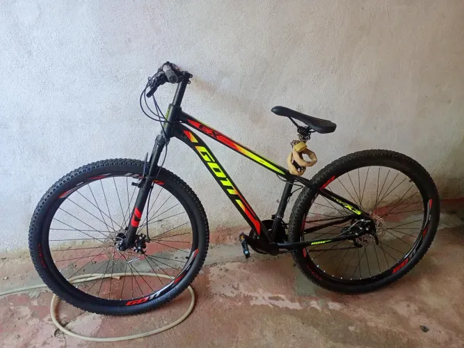 Bike Aro 29 pouco uso