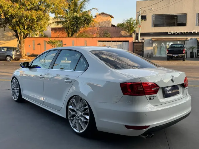 Volkswagen Jetta Highline 2.0 TSI 16V 4P Tiptronic 2014