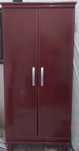 Sapateira de 6 prateleiras com 1,65m de altura por 75 cm de comprimento.