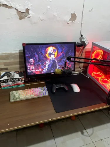 Monitor/tv LG com suporte 