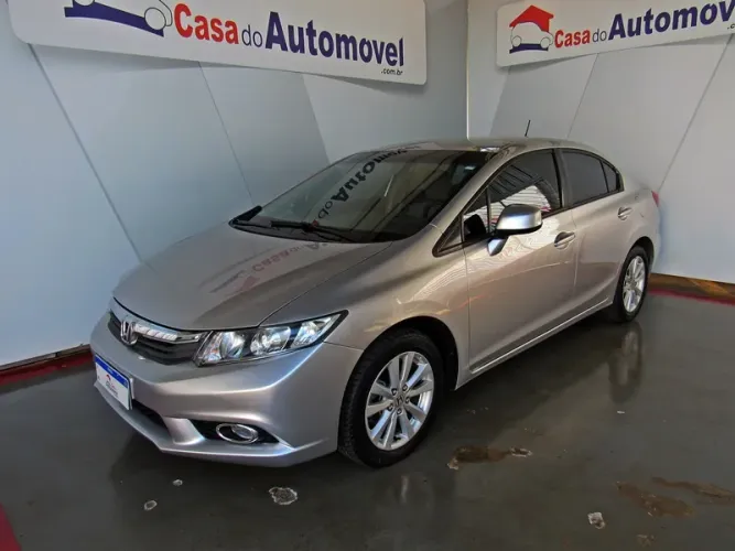 Honda Civic Sedan LXS 1.8/1.8 Flex 16V Mec. 4P 2014