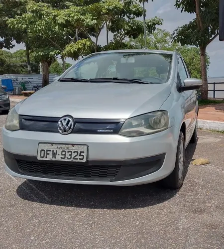 Volkswagen Fox Bluemotion 1.6 MI Total Flex 5P. 2013
