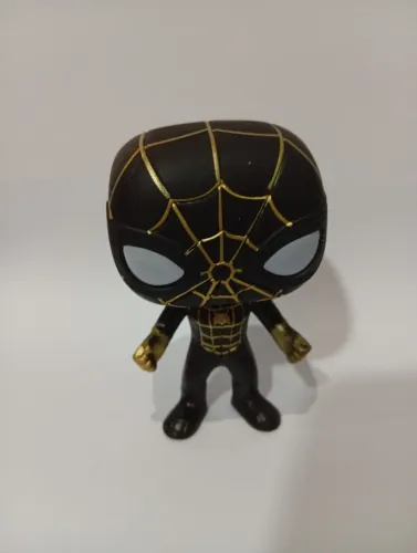 Boneco funko pop Homem Aranha PRETO