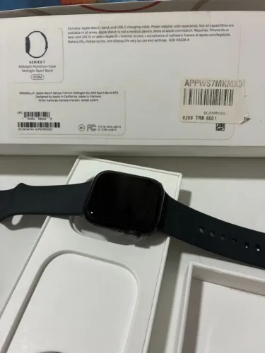 Apple Watch Series 7 (41 mm) cor Meia-noite (Midnight)