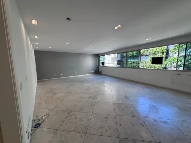 Apartamento Luxuoso em Copacabana DE 250m2