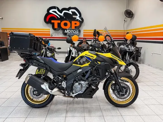 Suzuki DL 650 XT V-Strom 2025 | Apenas 5 mil KM | Equipada para Viajar.