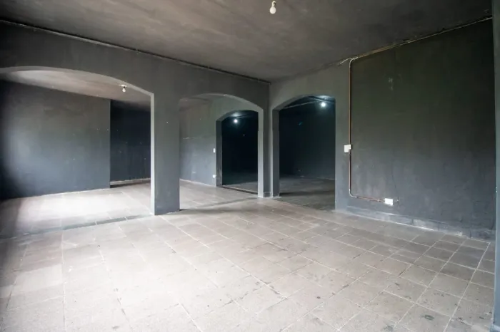 Sobreloja na Rua Arraial dos Couros, N. 16 - Sala 1 150 m²
