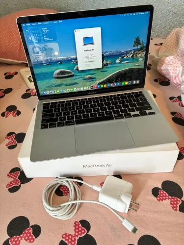 MacBook