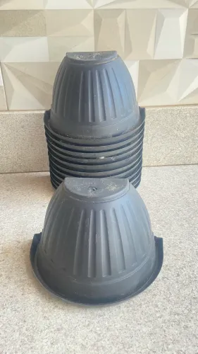 Vasos para plantas na parede