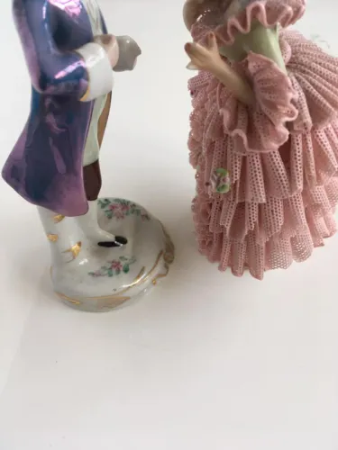 par de bibelôs REBIS. porcelana. 